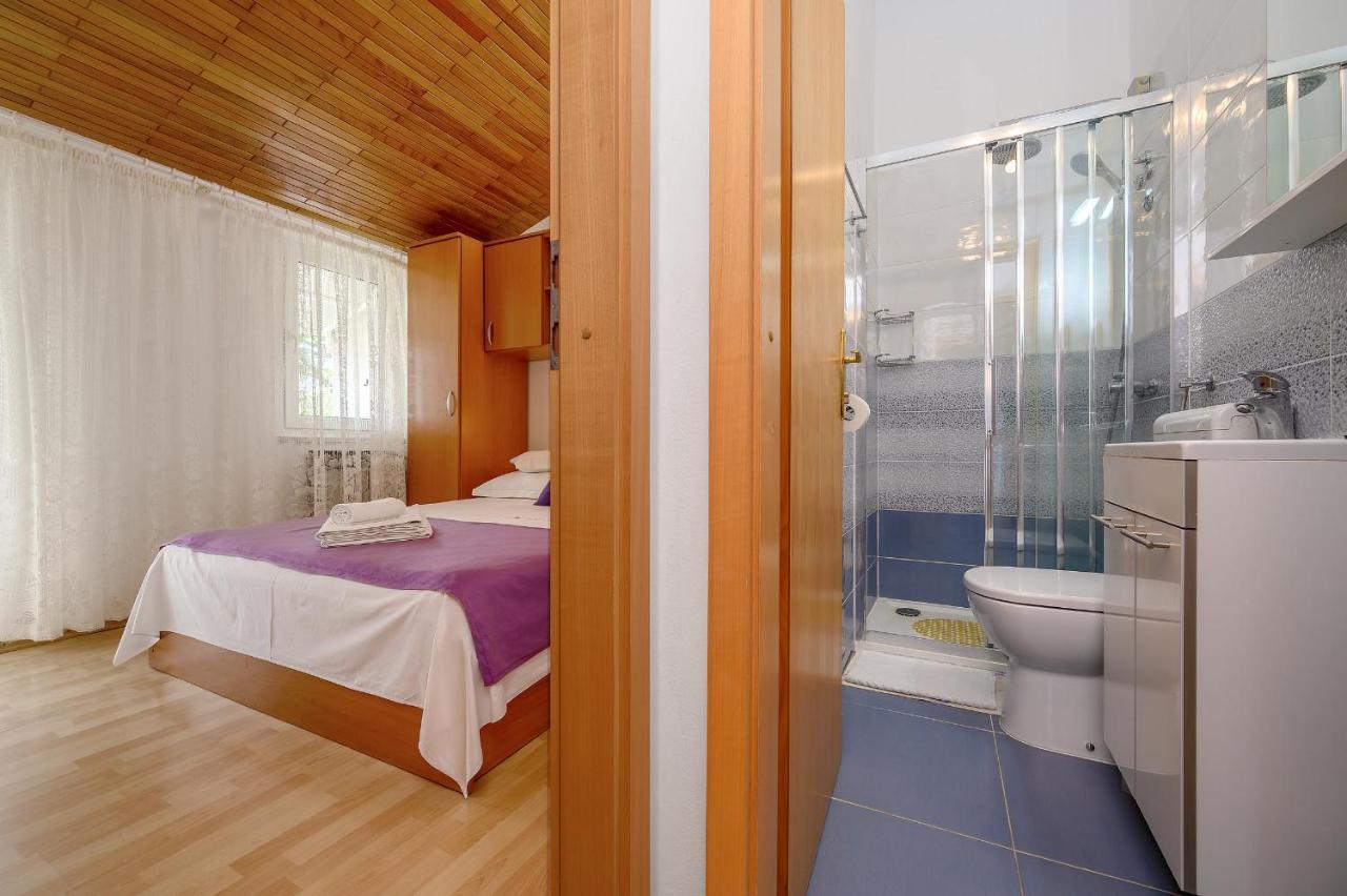 Apartments Juric Подстрана Екстер'єр фото