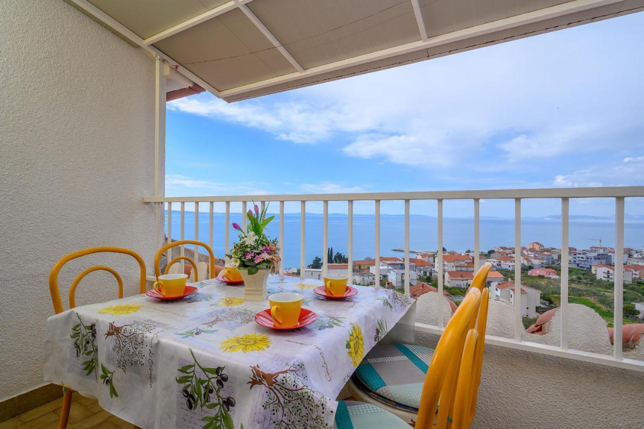 Apartments Juric Подстрана Екстер'єр фото