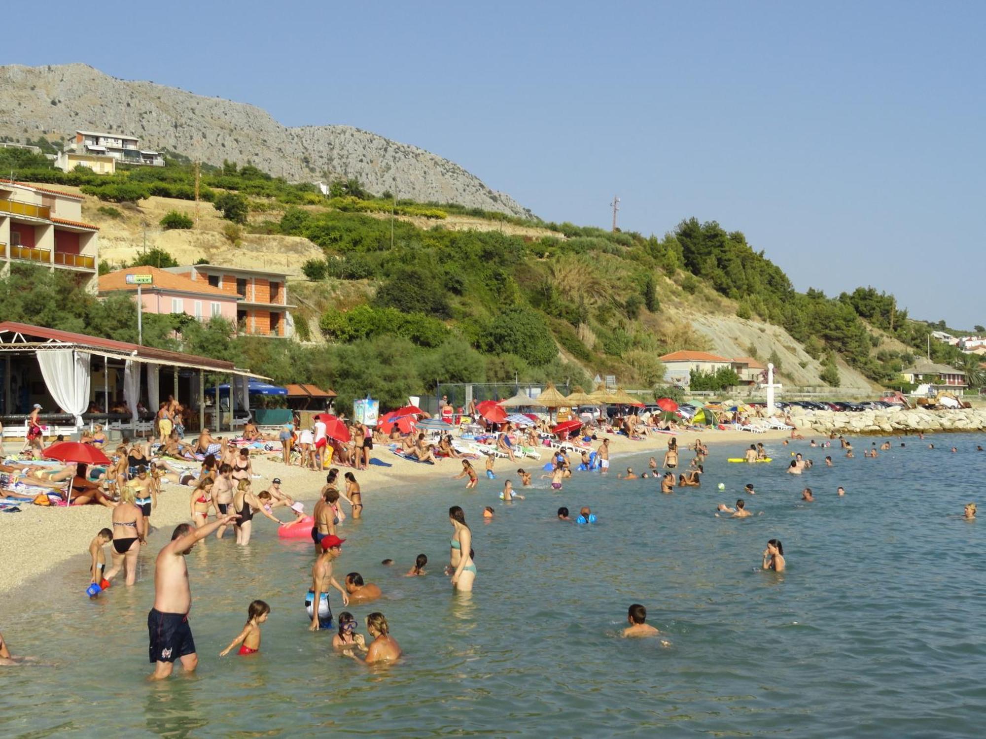Apartments Juric Подстрана Екстер'єр фото